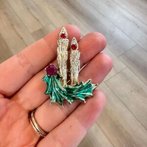 Vintage Christmas Jewelry Candlestick Holly Leaves Berry Rhinestone Brooch pin